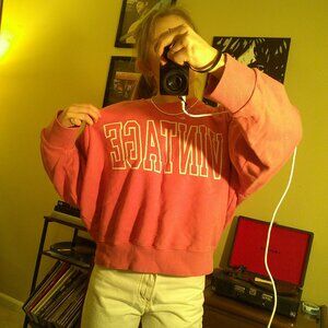 Coral "VINTAGE" Crewneck